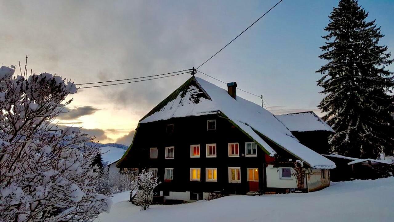 Echtes Schwarzwaldhaus - Traditionell & Modern Bernau im Schwarzwald Esterno foto